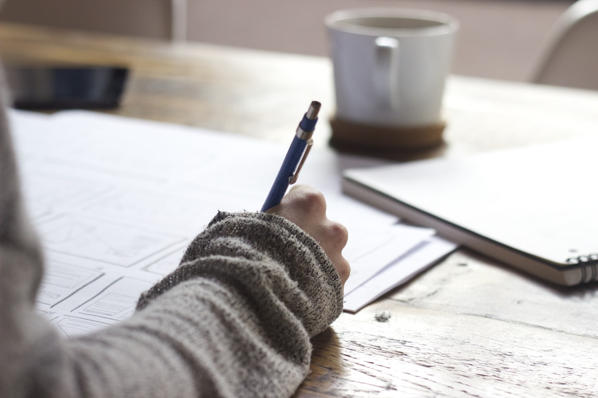 Historical data and ranking analysis are the basis of an accurate choice.